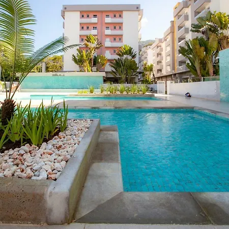 Apartamento Ubatuba, Ar, Varanda Gourmet, Piscinas E 300Mt Praia Exterior photo