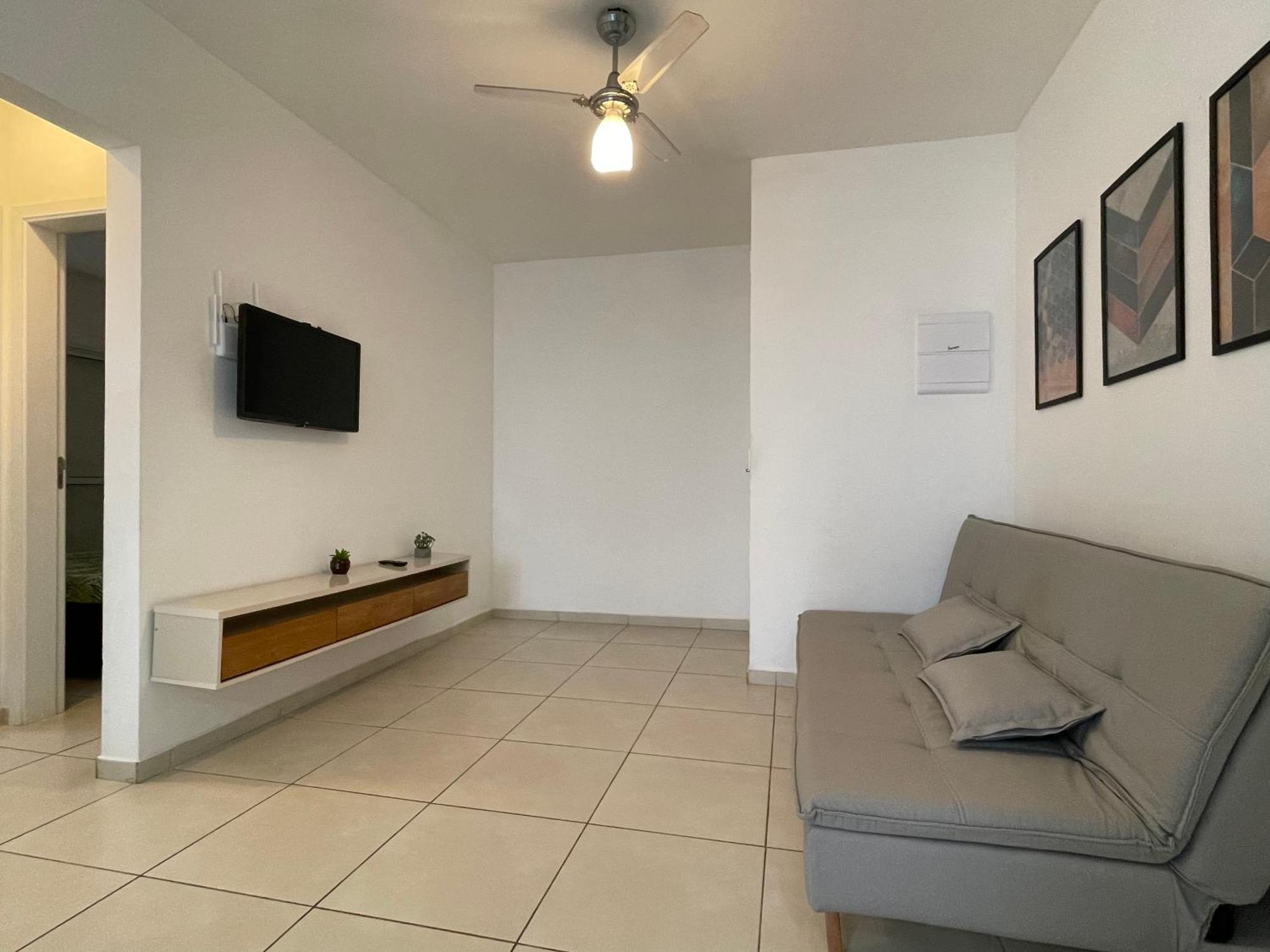 Apartment Ubatuba, Ar, Varanda Gourmet, Piscinas E 300mt *