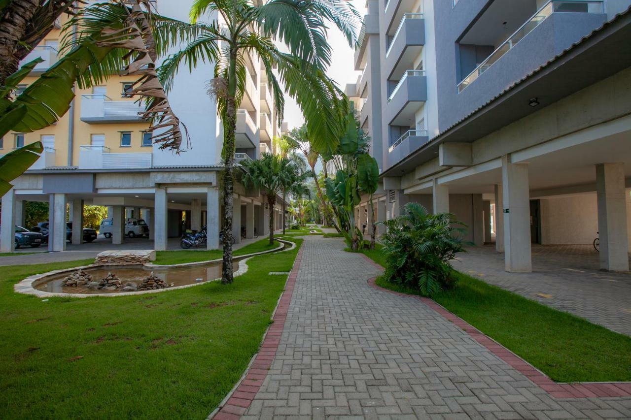 Ubatuba, Ar, Varanda Gourmet, Piscinas E 300mt Apartment