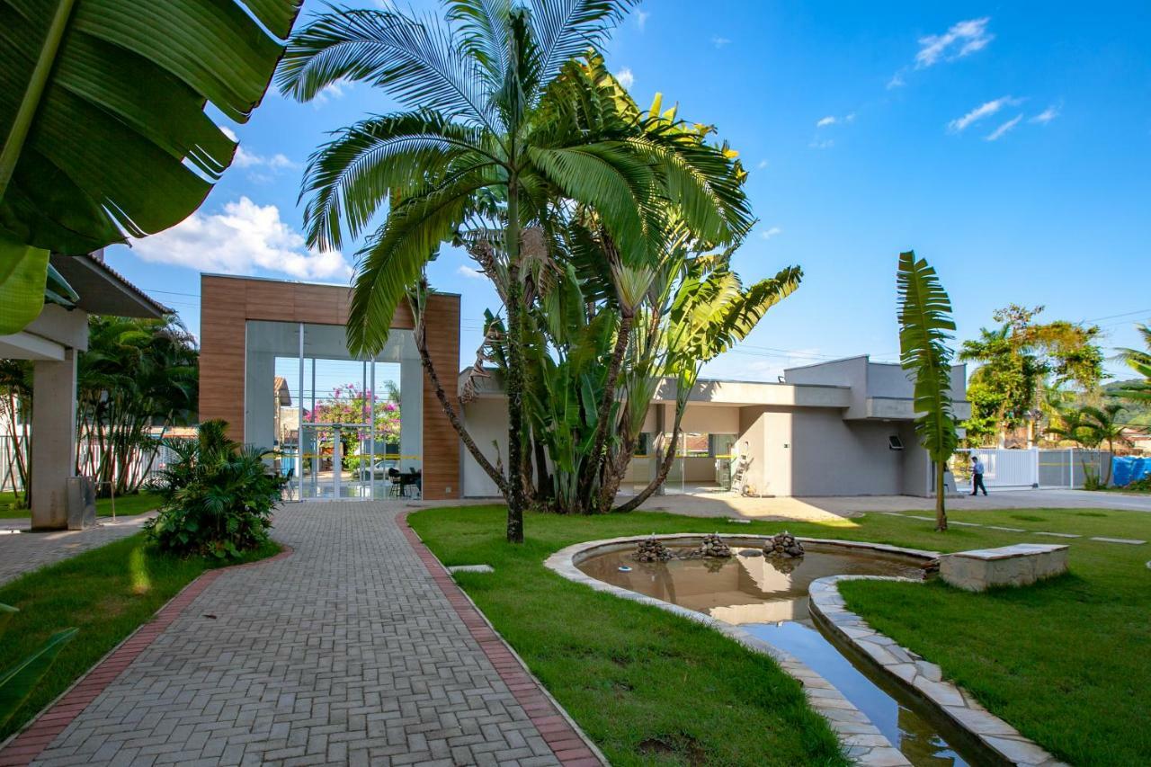 Ubatuba, Ar, Varanda Gourmet, Piscinas E 300mt *