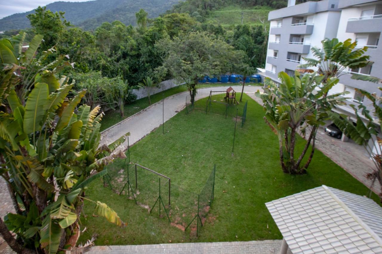 Ubatuba, Ar, Varanda Gourmet, Piscinas E 300mt
